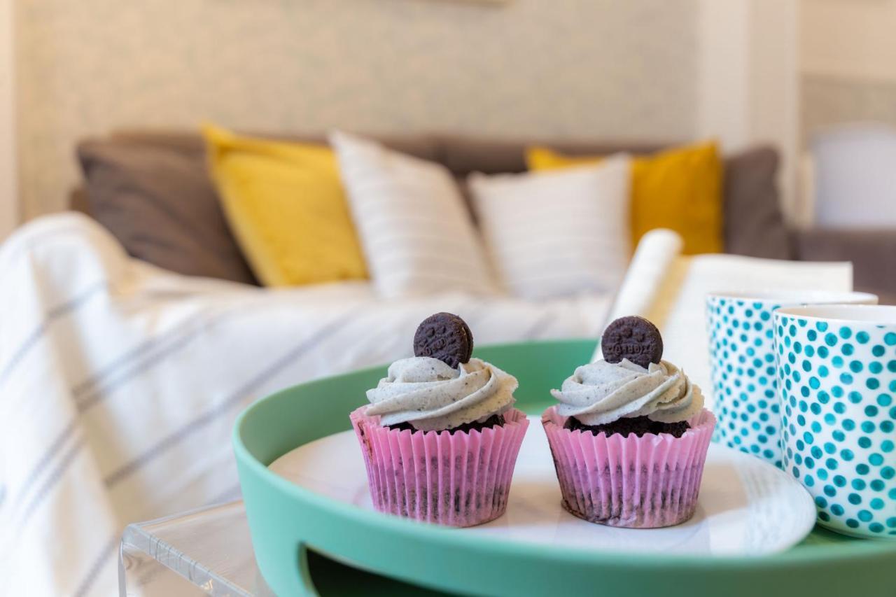 Apartamentos Gran Via Madrid Ngoại thất bức ảnh