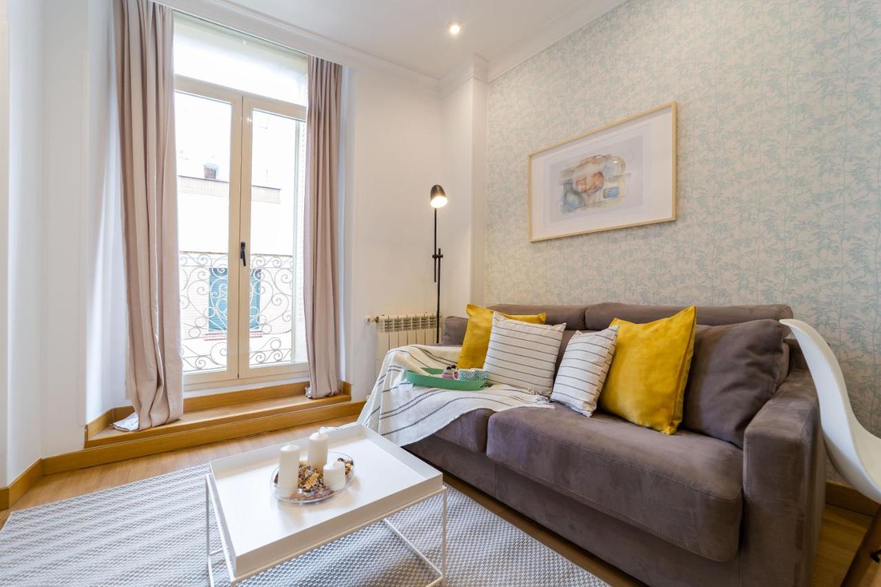 Apartamentos Gran Via Madrid Ngoại thất bức ảnh