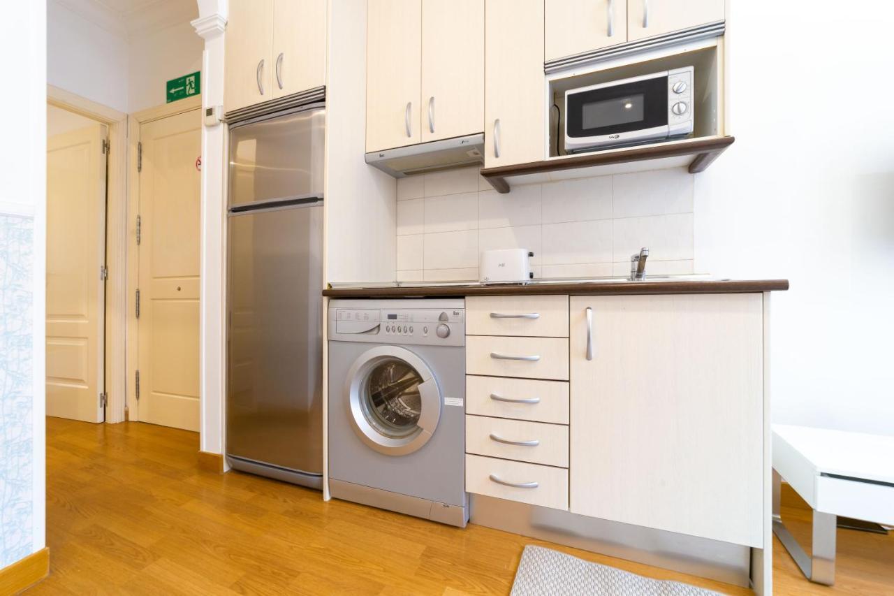 Apartamentos Gran Via Madrid Ngoại thất bức ảnh