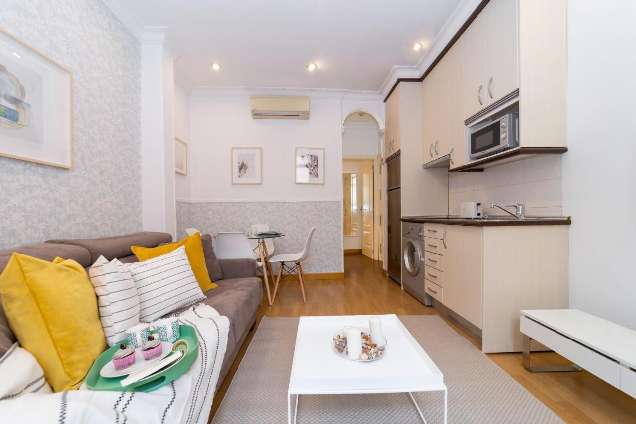 Apartamentos Gran Via Madrid Ngoại thất bức ảnh