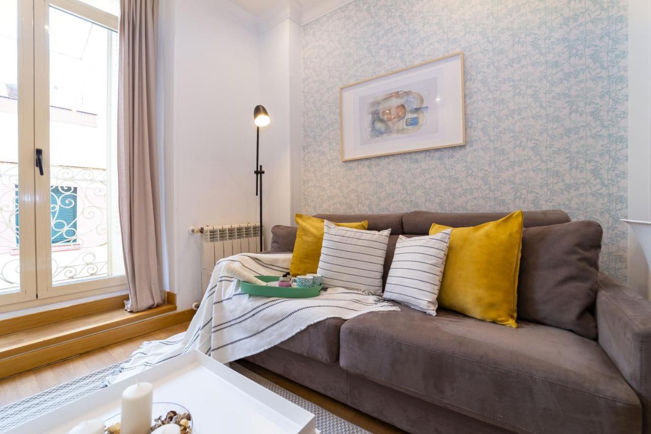 Apartamentos Gran Via Madrid Ngoại thất bức ảnh