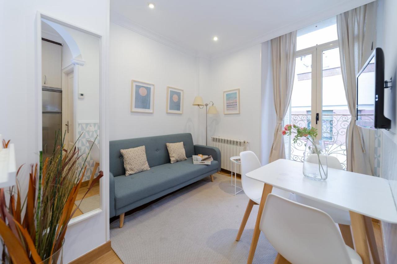 Apartamentos Gran Via Madrid Ngoại thất bức ảnh
