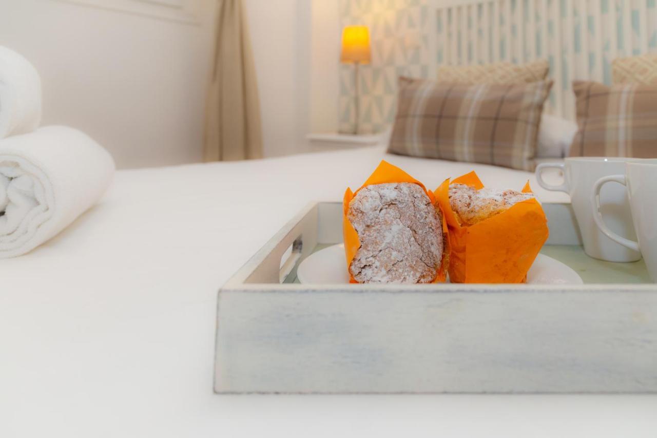 Apartamentos Gran Via Madrid Ngoại thất bức ảnh